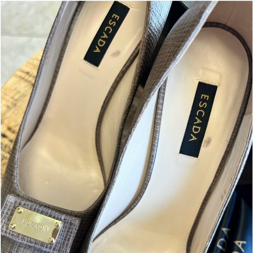 Escada Tan Heels Elegant Pumps